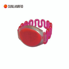 China Best selling waterproof customized silicone rfid wristband for events supplier